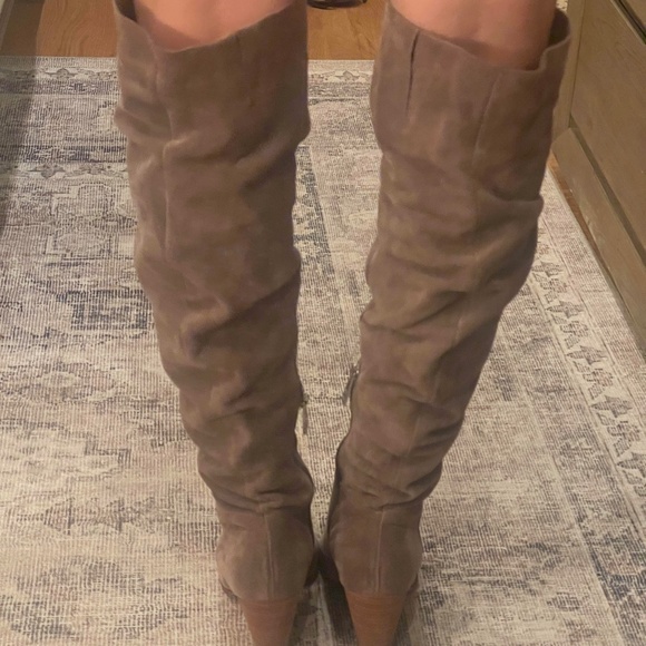 CHARLES BY CHARLES DAVID Noelle Over-The-Knee Slouch Boots size 9 beige - Picture 3 of 16